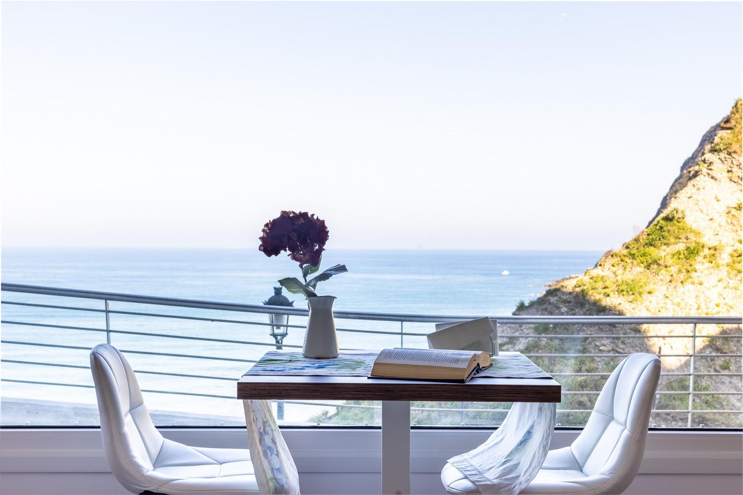 Apartamentos Kresala - Vistas Al Mar 吉塔里亚 外观 照片